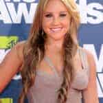 Amanda Bynes Returns to the Spotlight With Her Own Podcast and New Look