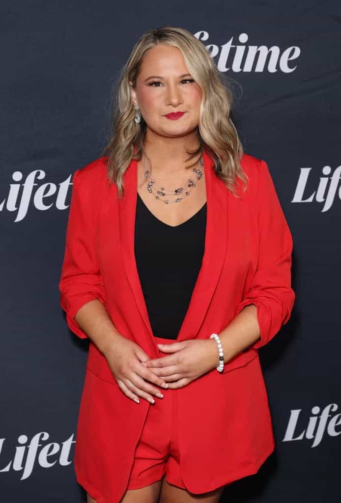 Gypsy Rose Blanchard Reveals How She Deals With the Online Haters
